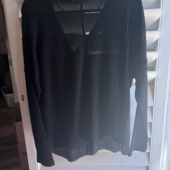 Waffle knit tie-front shirt - Picture 2 of 2